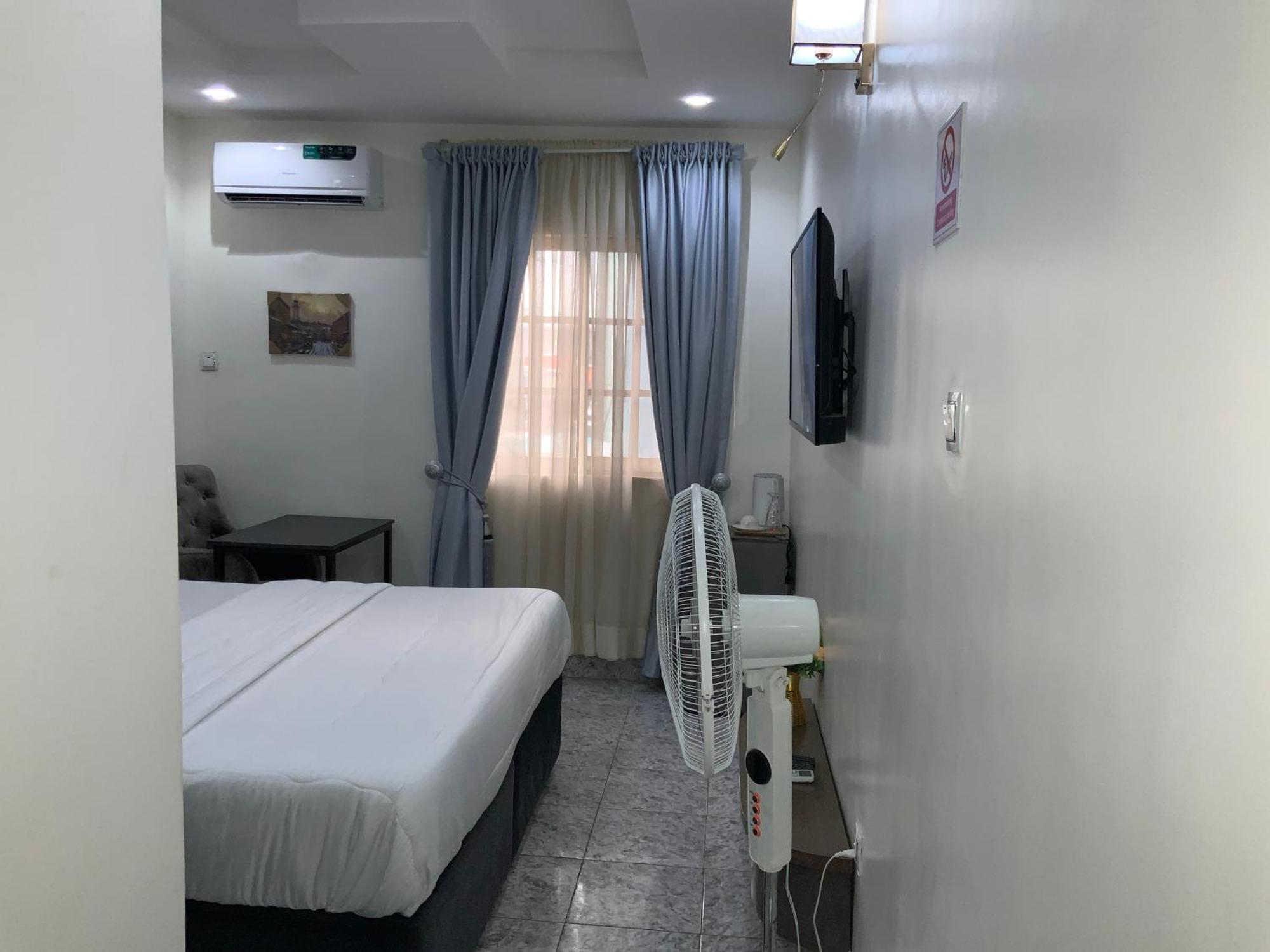 March Forte 3 Bedroom Apartment Ikeja Exterior photo