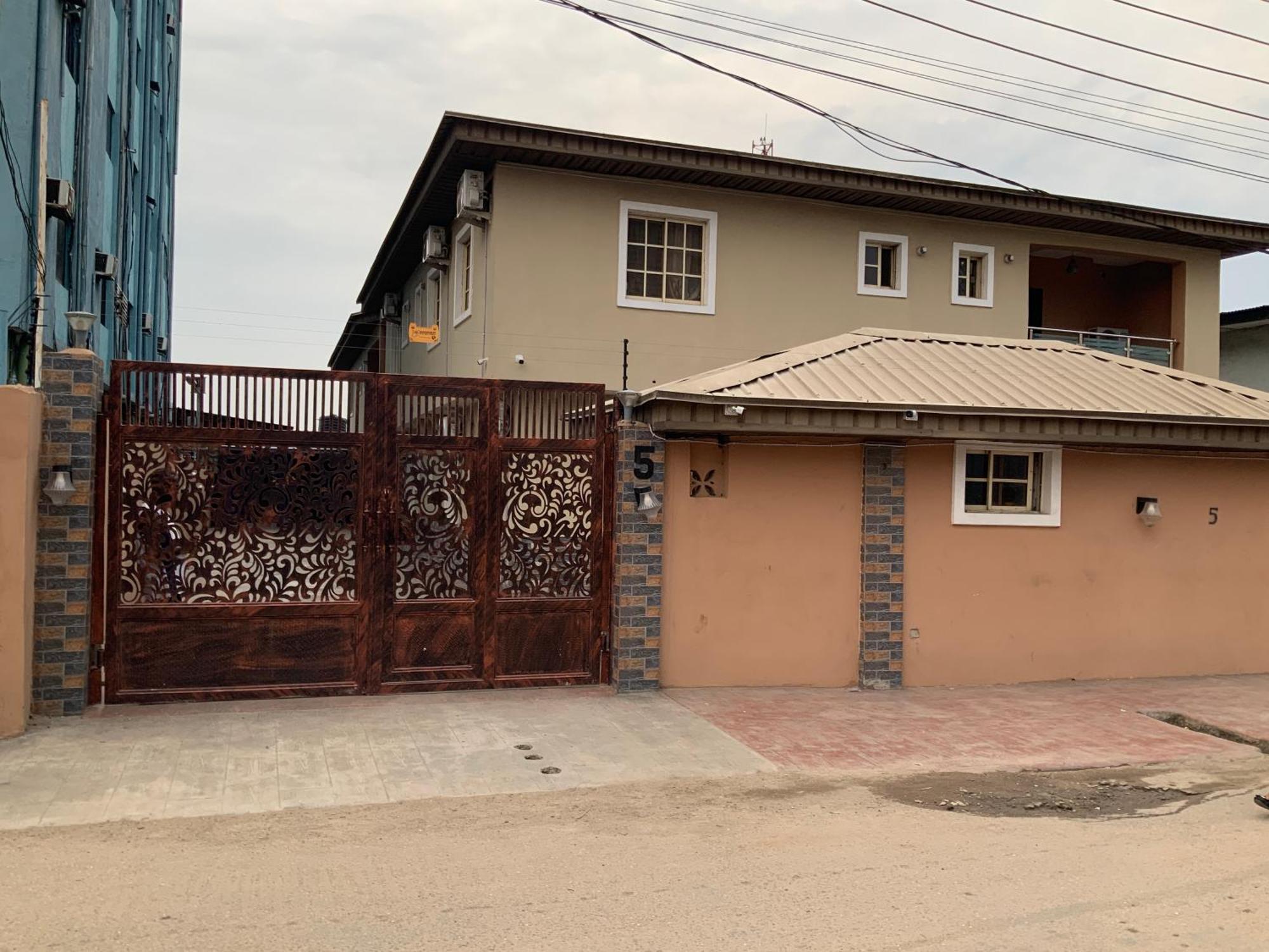 March Forte 3 Bedroom Apartment Ikeja Exterior photo