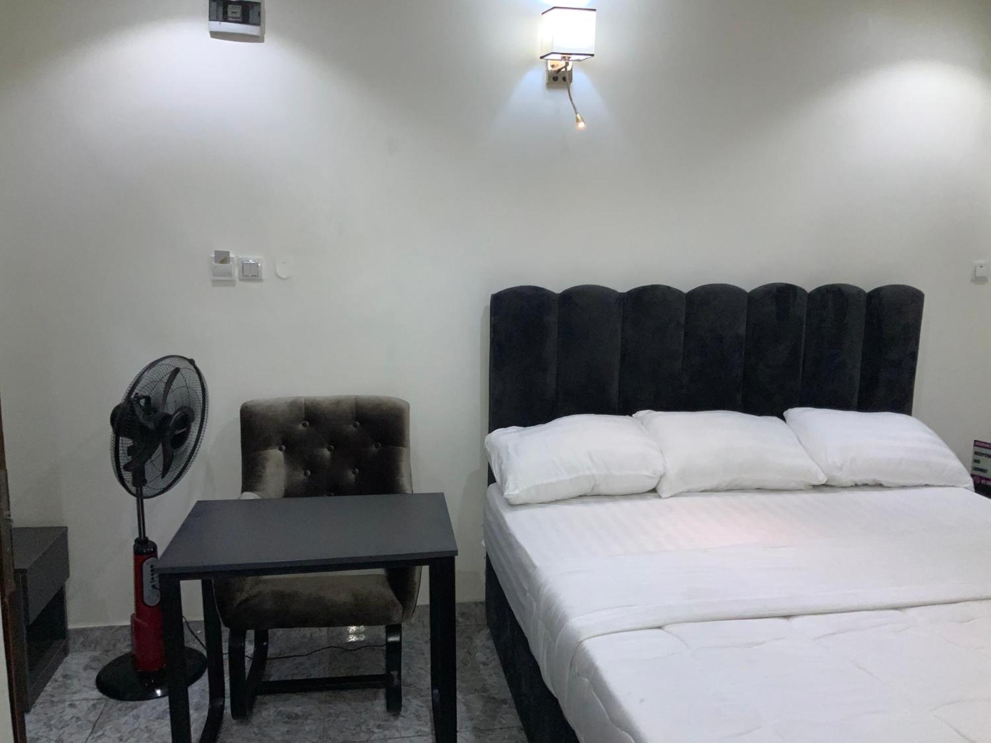 March Forte 3 Bedroom Apartment Ikeja Exterior photo